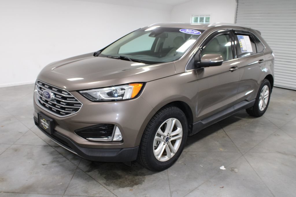 Used 2019 Ford Edge SEL w/ Equipment Group 201A FWD image 4