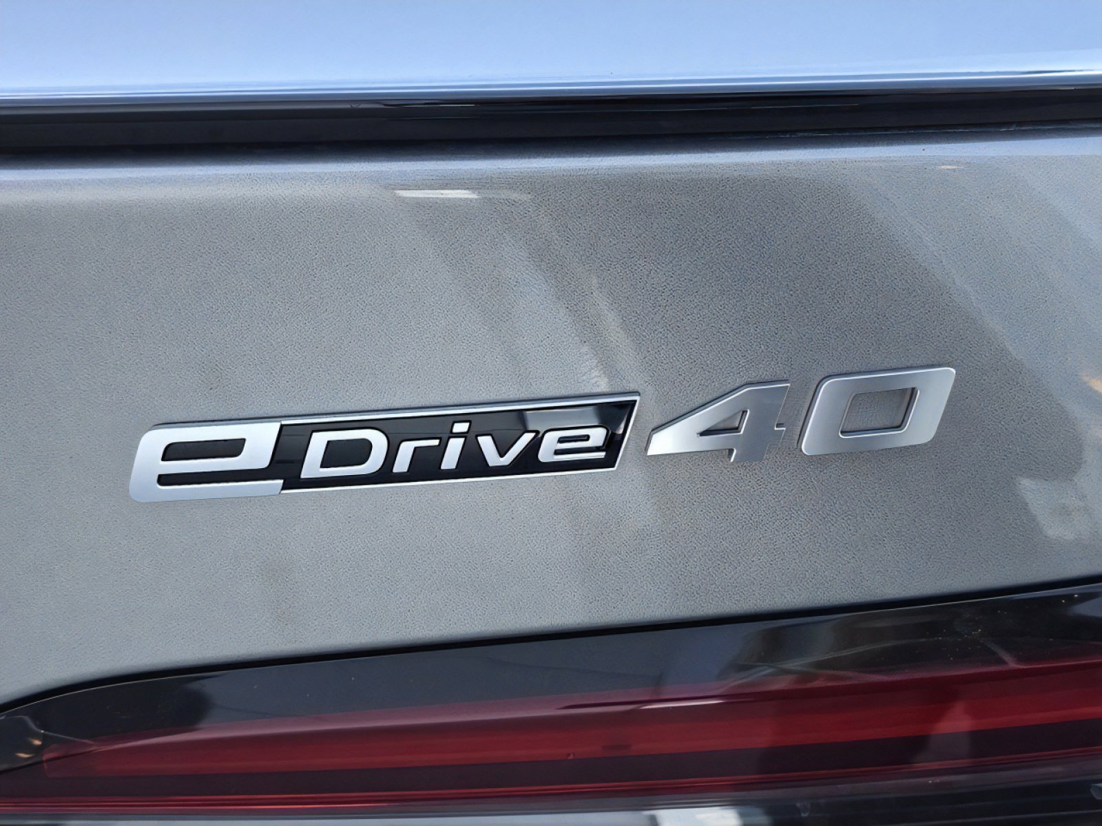 Used 2025 BMW i5 eDrive40i w/ M Sport Package image 26