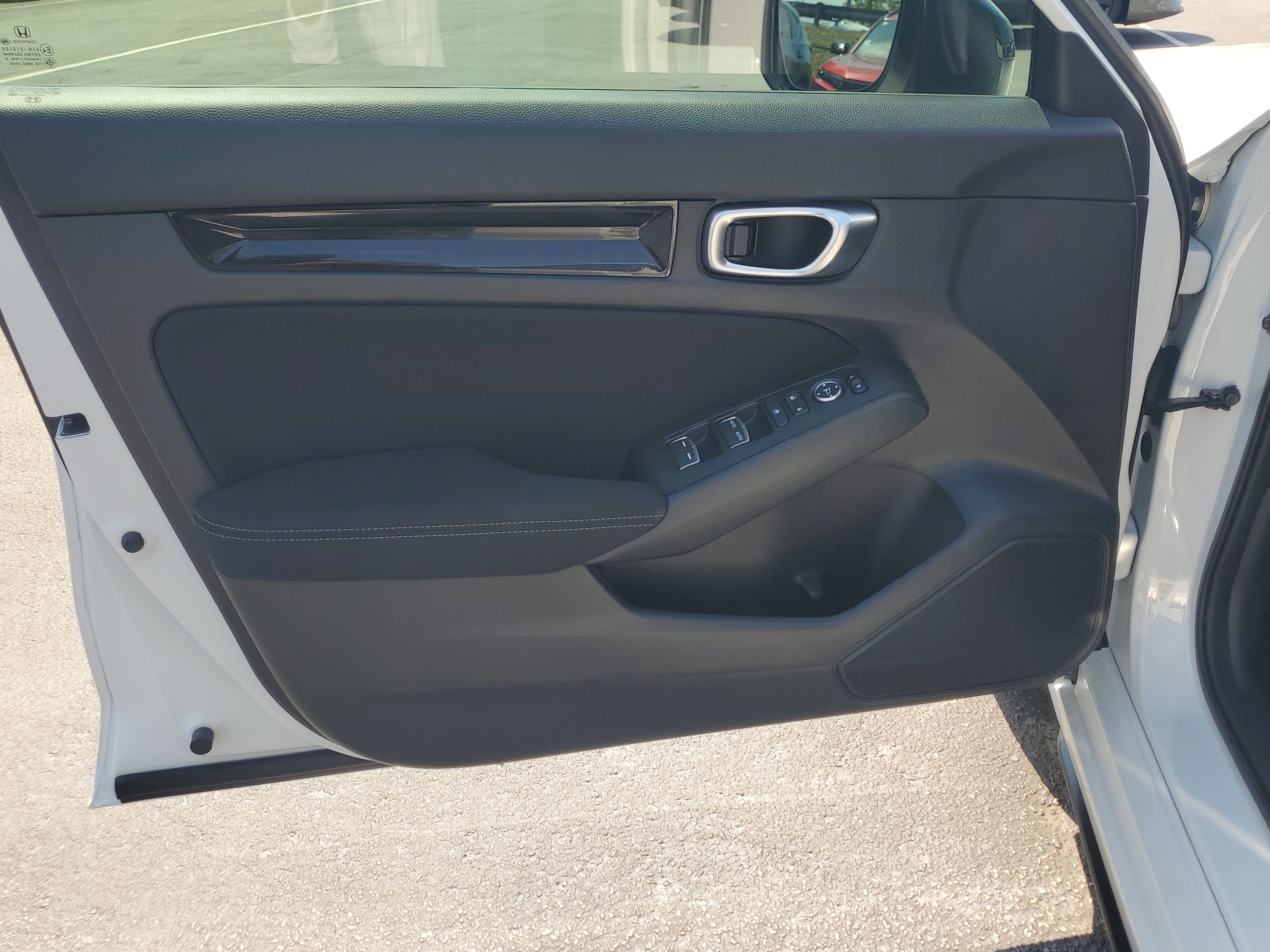 Used 2025 Honda Civic Sport image 19