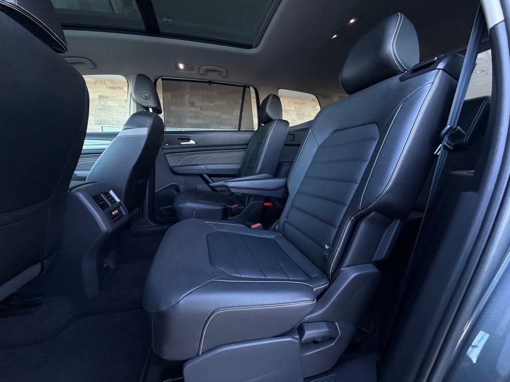 Used 2023 Volkswagen Atlas SEL Premium image 22