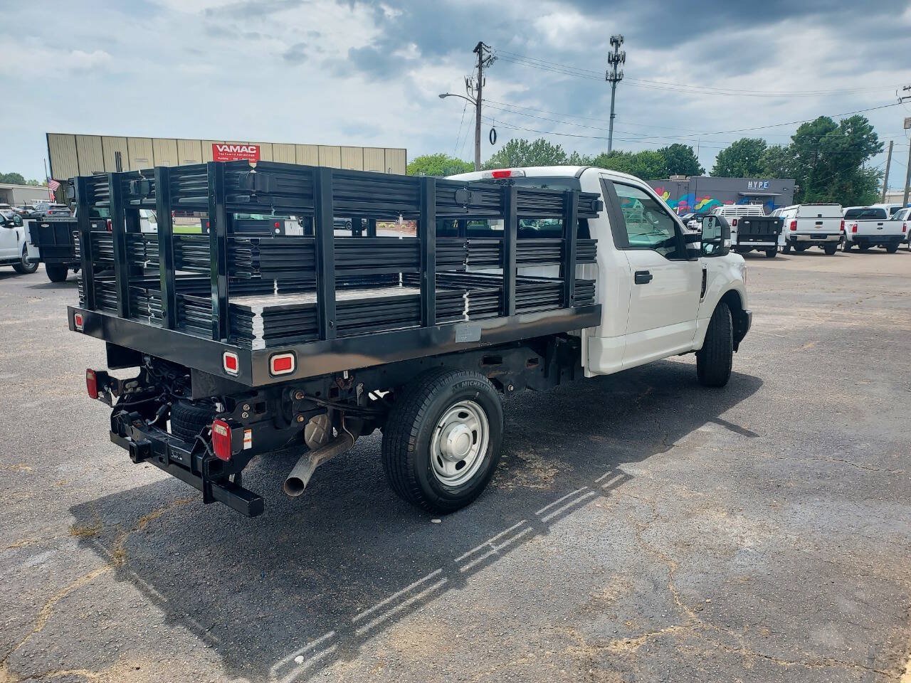 Used 2019 Ford F250 XL w/ Power Equipment Group RWD image 4