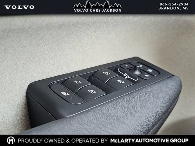 Certified 2026 Volvo XC40 B5 Plus w/ Protection Package Premier AWD/4WD image 16