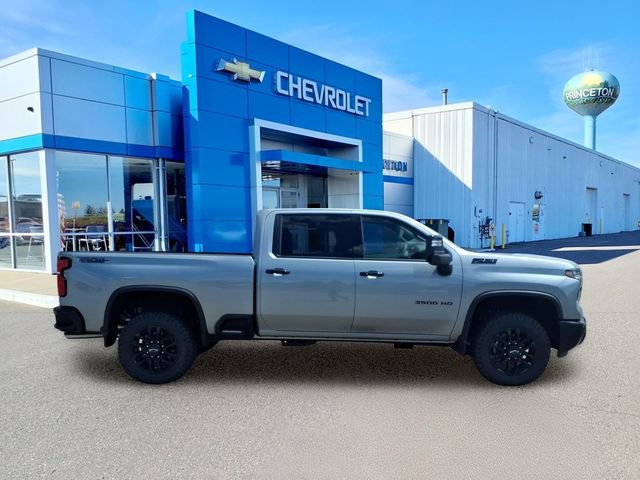 New 2026 Chevrolet Silverado 3500 LTZ w/ LTZ Plus Package AWD/4WD image 2