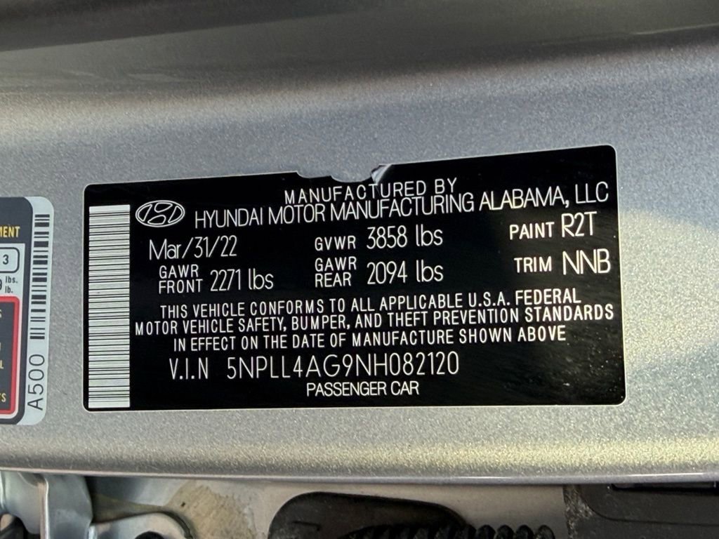 Used 2022 Hyundai Elantra SE w/ Preferred Accessory Package image 23