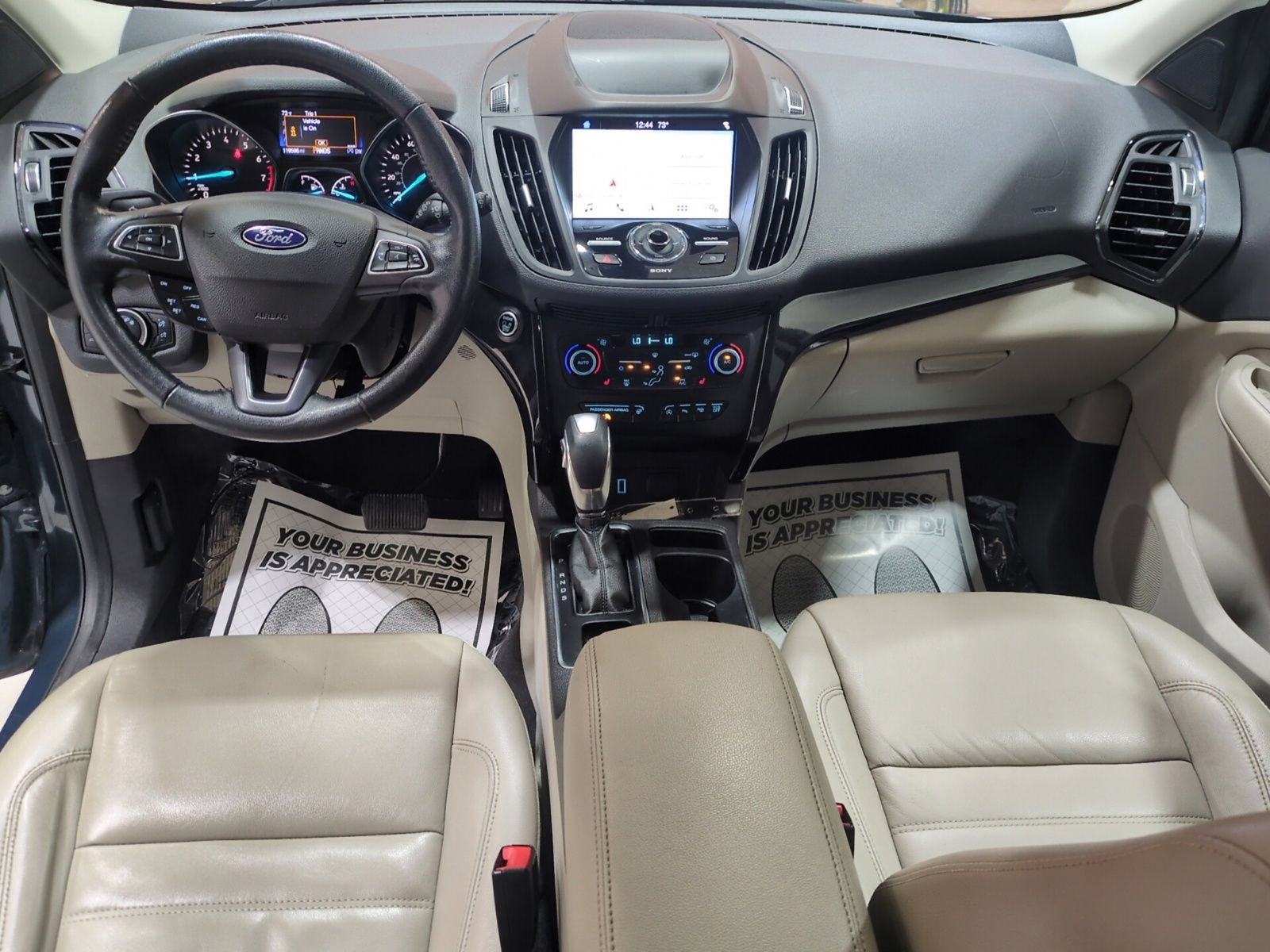 Used 2019 Ford Escape Titanium AWD/4WD image 15