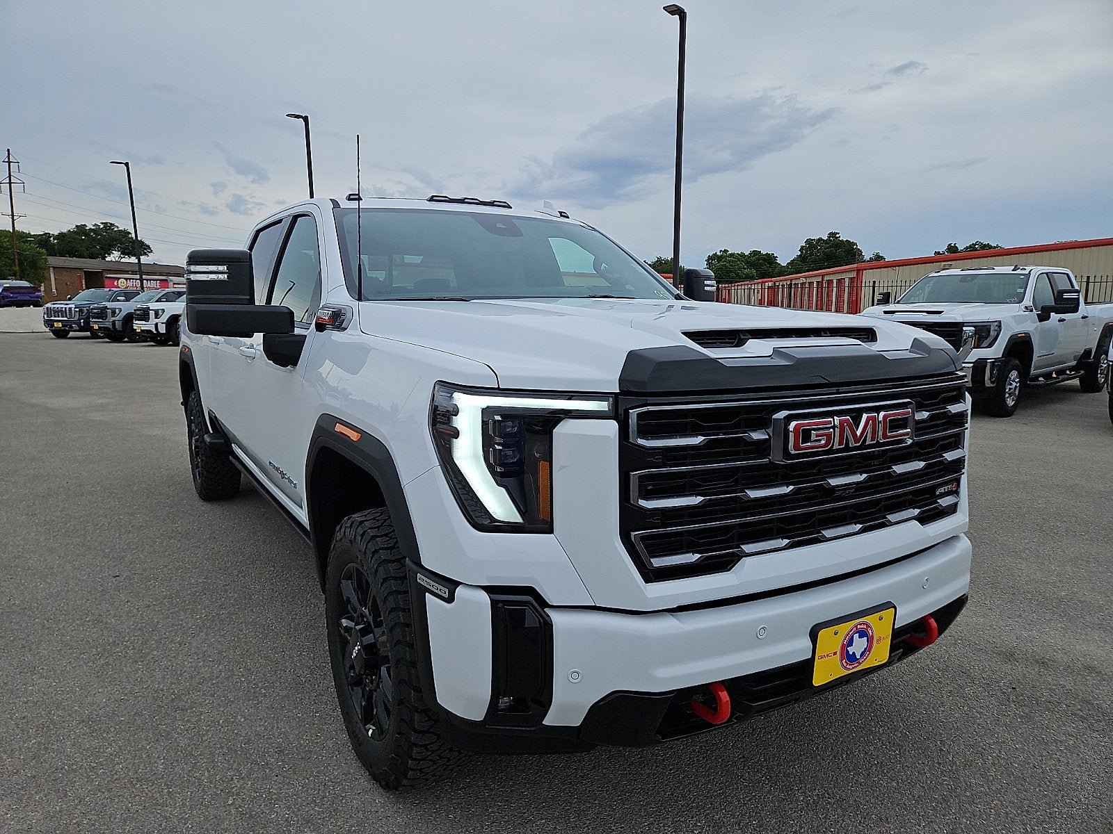 New 2026 GMC Sierra 2500 AT4 w/ AT4 Premium Plus Package AWD/4WD image 7