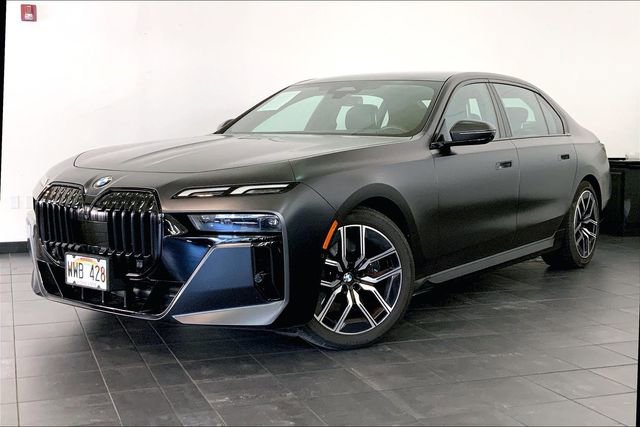 Used 2023 BMW 740i RWD image 1