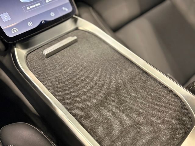 Used 2024 Lucid Air Touring image 21