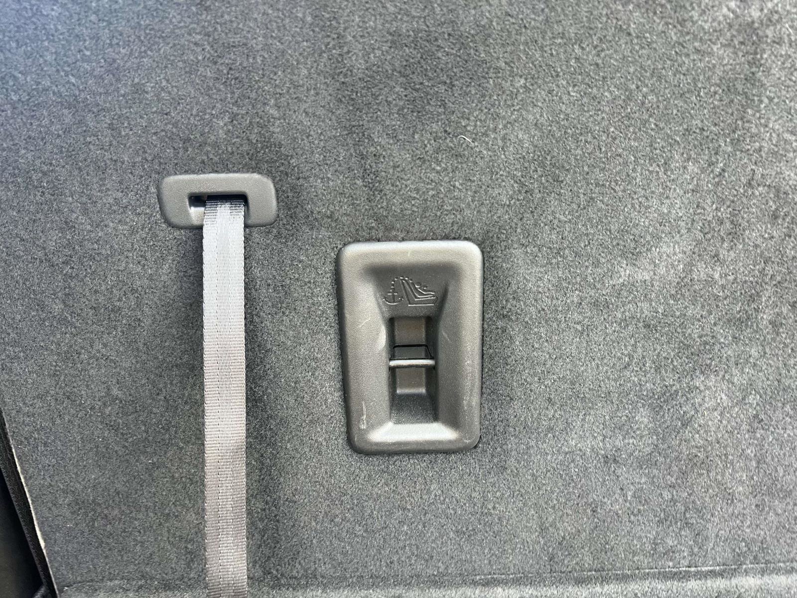 Used 2023 Chevrolet Traverse LS image 10