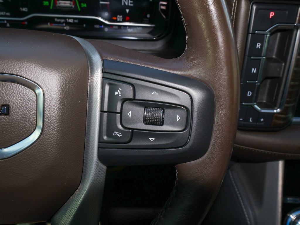 Used 2022 GMC Yukon Denali AWD/4WD image 26