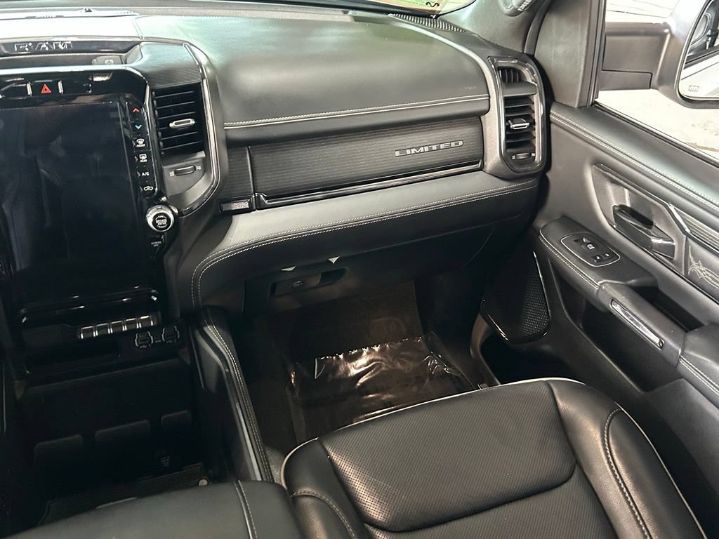 Used 2022 RAM 1500 Limited AWD/4WD image 11