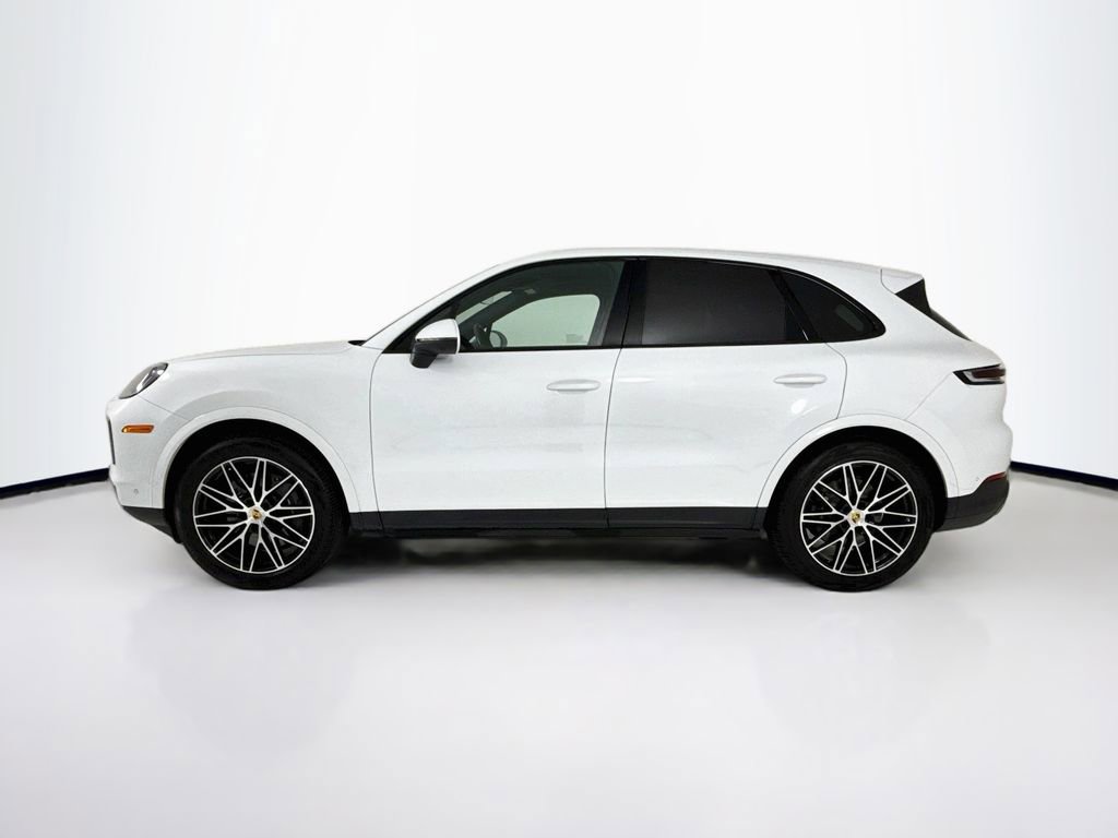 Certified 2024 Porsche Cayenne AWD/4WD image 2