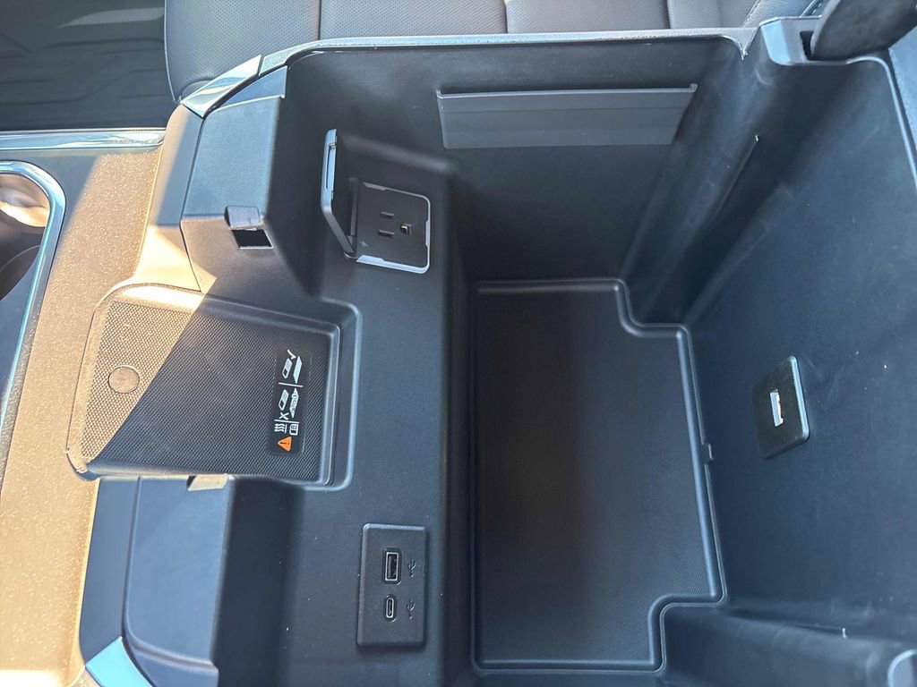 New 2026 GMC Sierra 2500 SLT w/ SLT Premium Package image 35