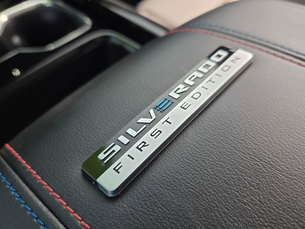 Used 2024 Chevrolet Silverado EV RST image 26