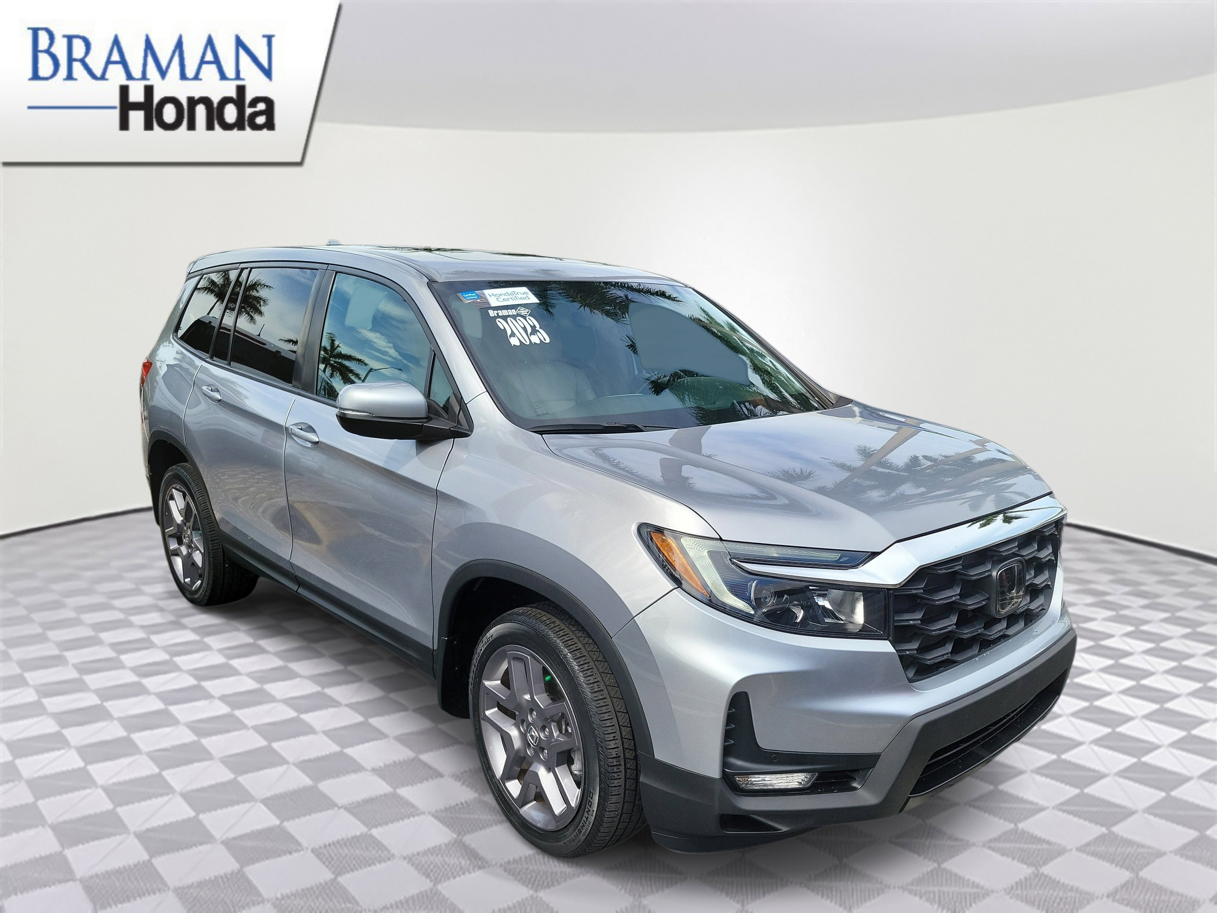 Certified 2023 Honda Passport EX-L image 2