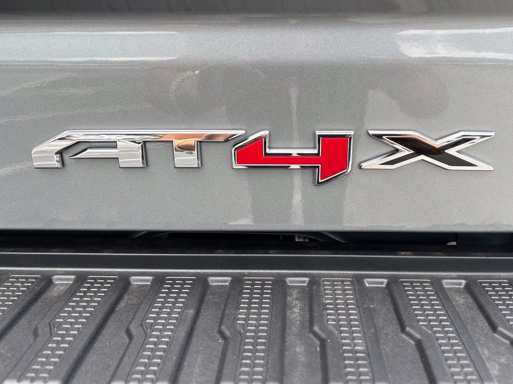 New 2026 GMC Sierra 1500 AT4X AWD/4WD image 9