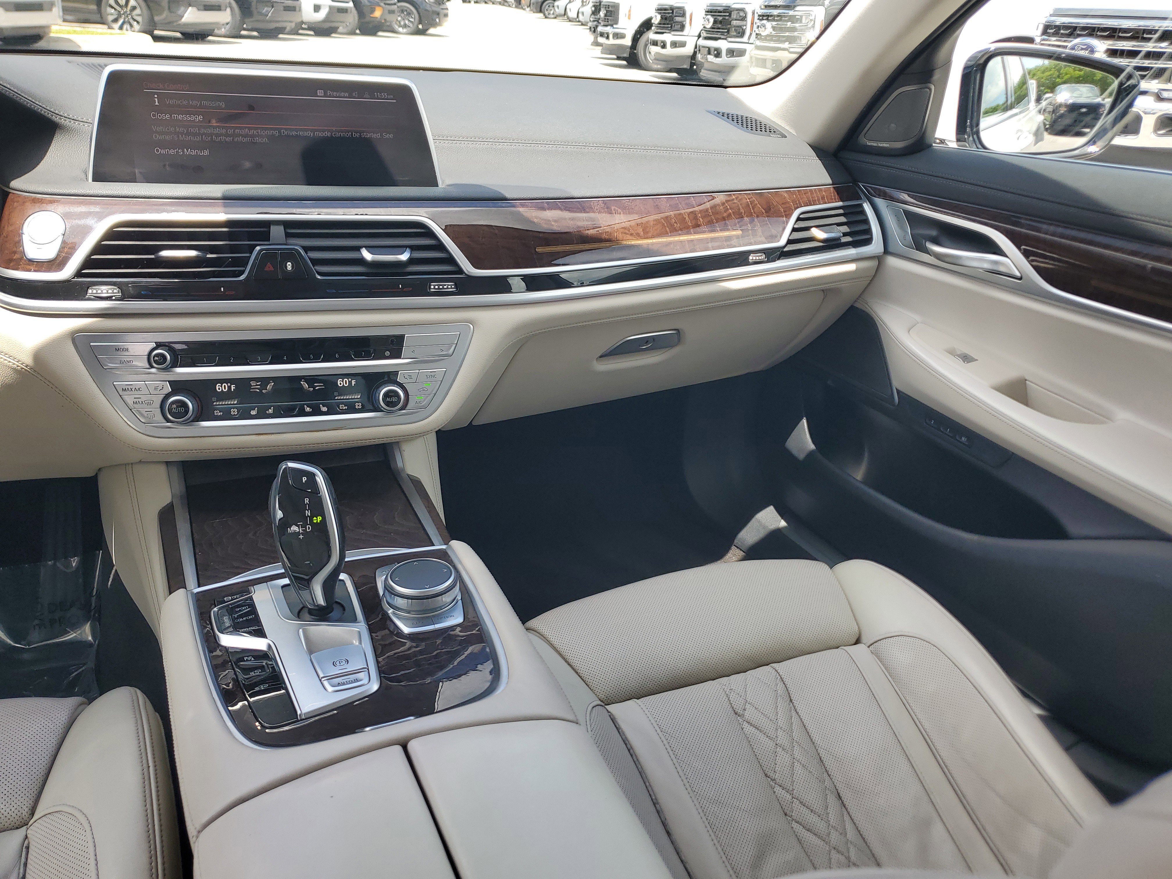Used 2022 BMW 740i w/ Premium Package RWD image 17