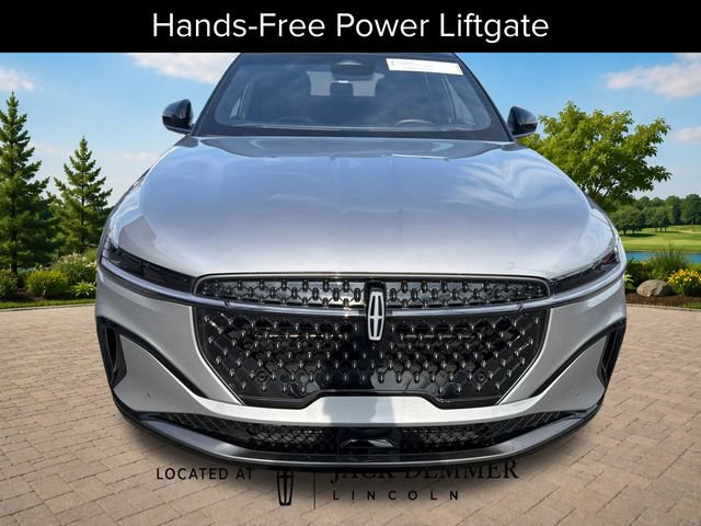 Used 2024 Lincoln Nautilus Reserve w/ Equipment Group 203A AWD/4WD image 11