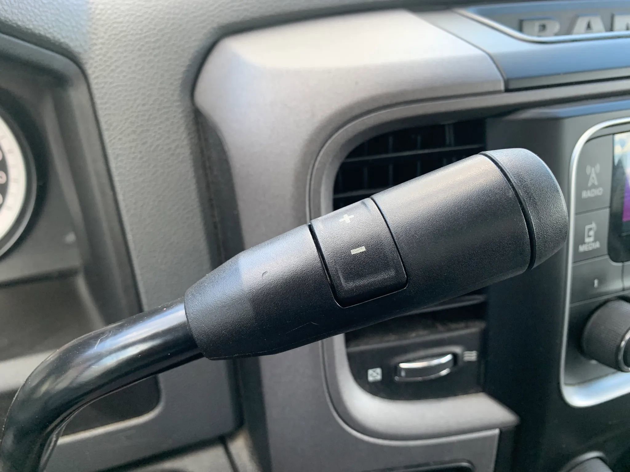 Used 2014 RAM 5500 Tradesman RWD image 18