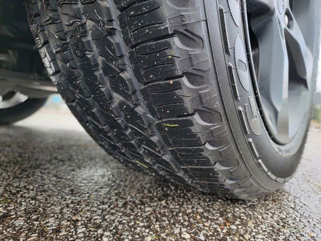 Certified 2023 Jeep Grand Cherokee L Laredo image 18