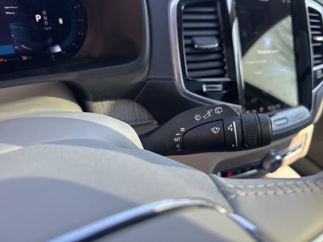Used 2023 Volvo XC90 B6 Ultimate w/ Protection Package Premier AWD/4WD image 21