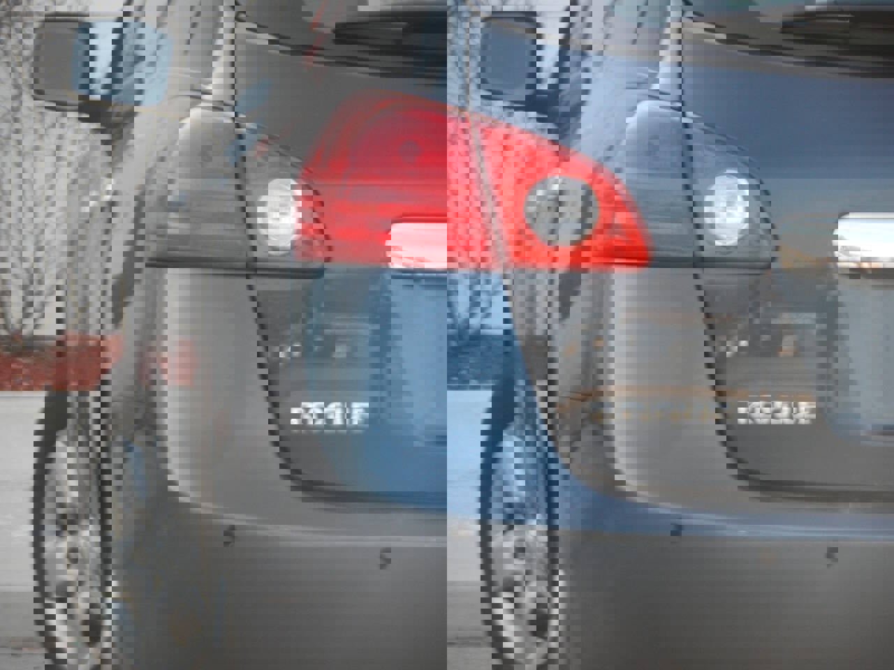 Used 2012 Nissan Rogue S image 1