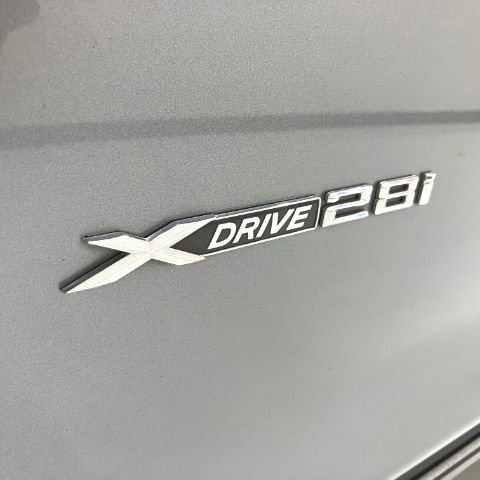 Used 2016 BMW X3 xDrive28i AWD/4WD image 9