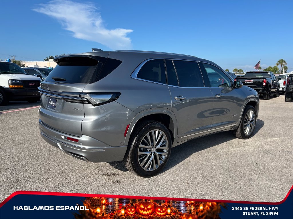 New 2026 Buick Enclave Avenir w/ Super Cruise Package AWD/4WD image 7