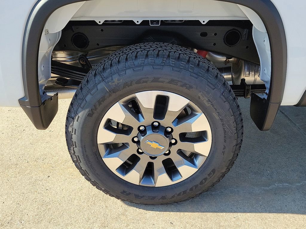 New 2025 Chevrolet Silverado 2500 Custom w/ Custom Value Package image 7