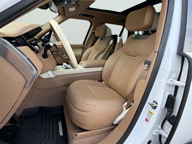 Certified 2024 Land Rover Range Rover SV AWD/4WD image 14