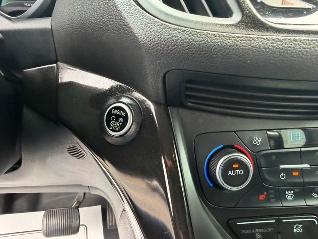 Used 2018 Ford C-MAX Titanium FWD image 28