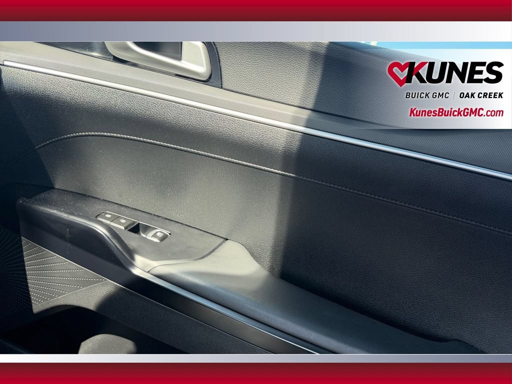 Used 2021 Kia K5 GT-Line FWD image 36