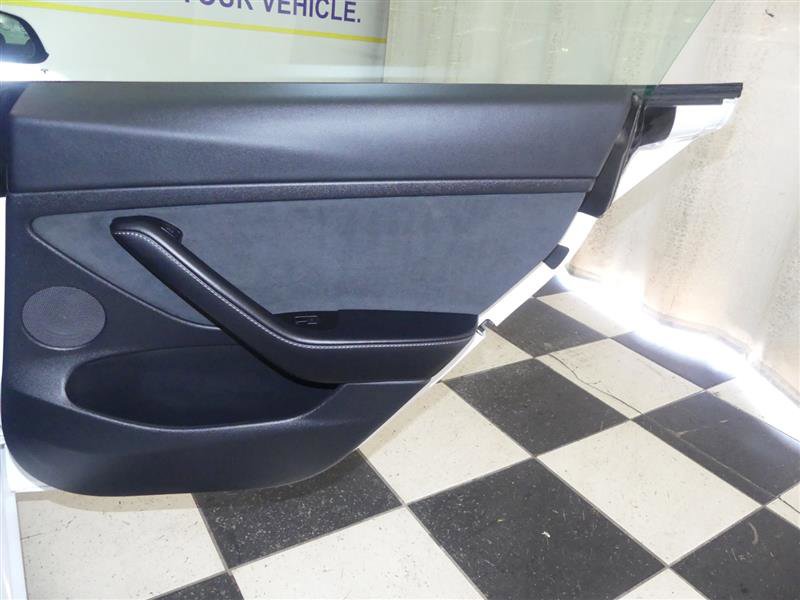 Used 2021 Tesla Model 3 Performance AWD/4WD image 25