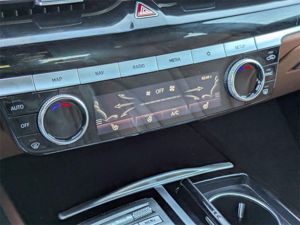 Used 2023 Genesis G80 2.5T image 23