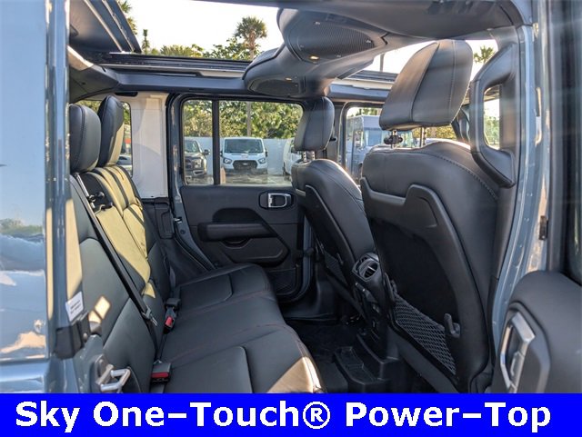 Used 2024 Jeep Wrangler Unlimited Rubicon image 12