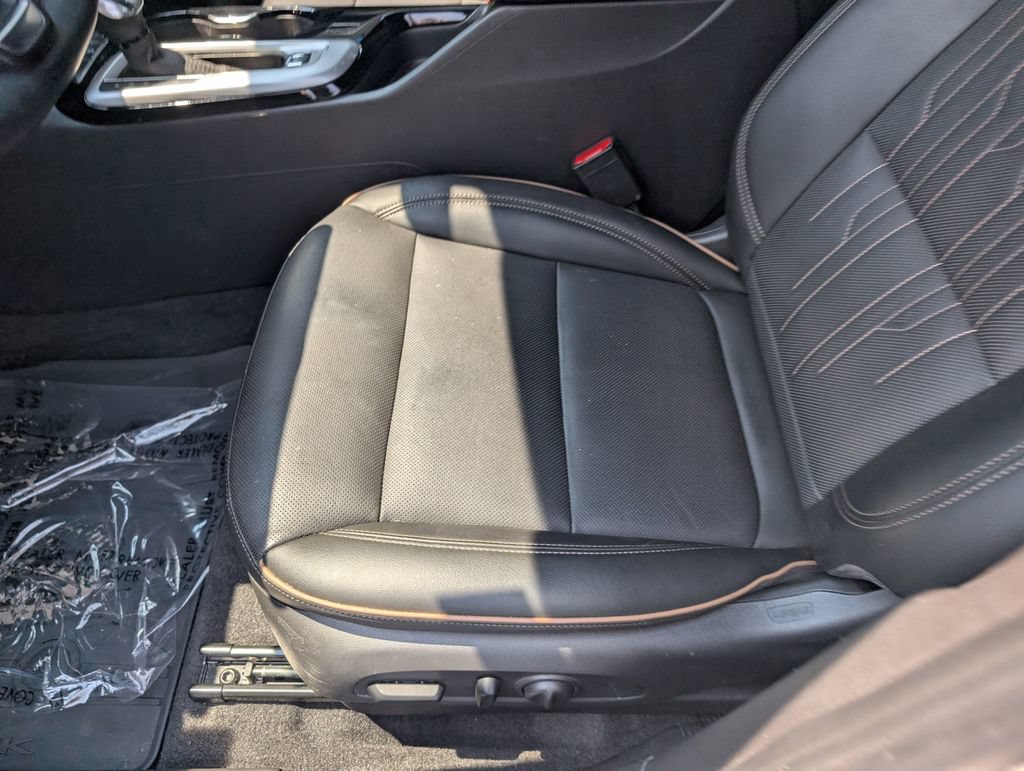 Used 2025 Buick Envista Avenir FWD image 21
