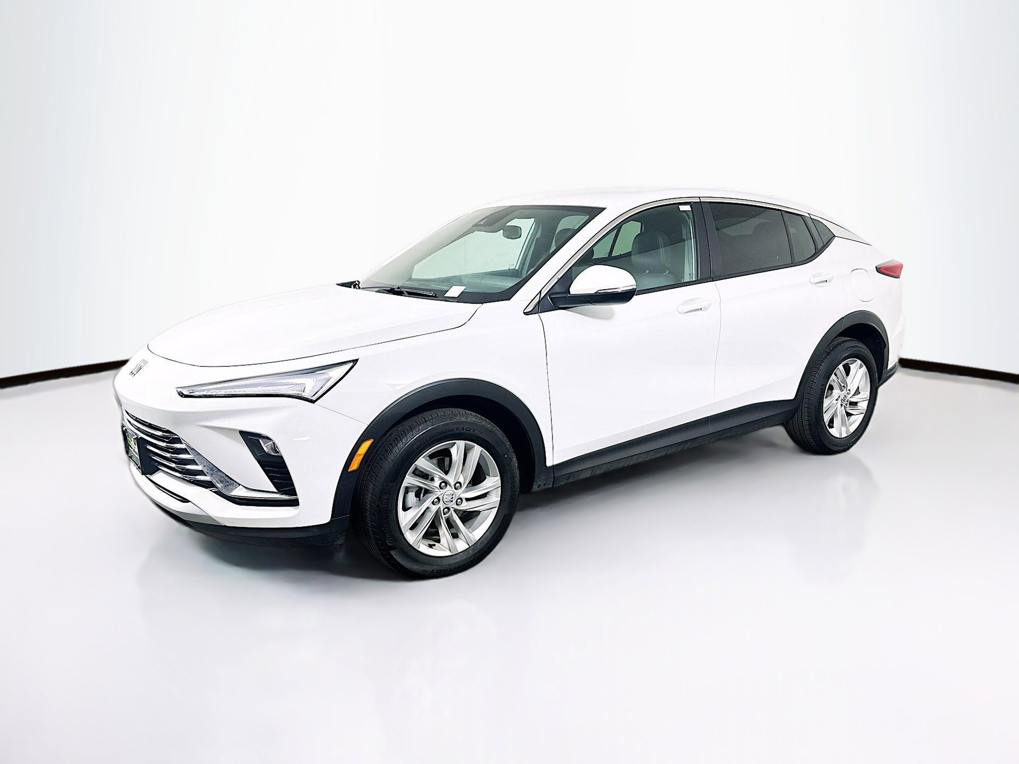 Used 2025 Buick Envista Preferred image 3