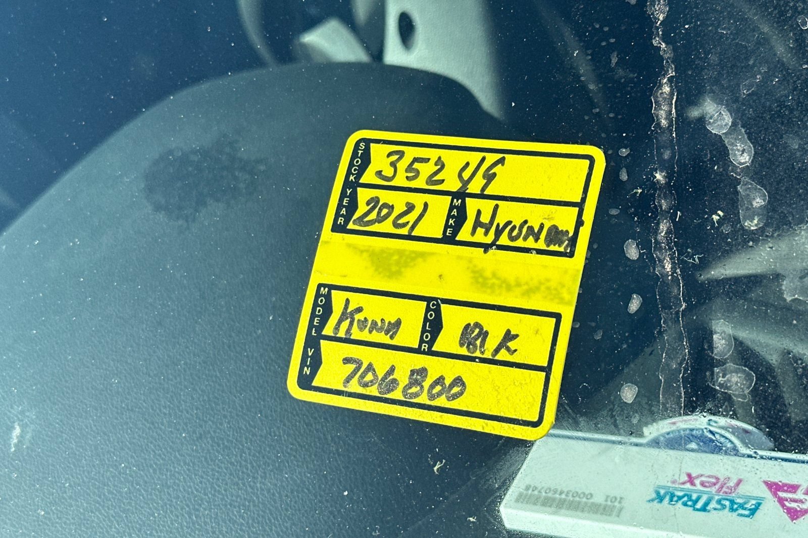 Used 2021 Hyundai Kona SE AWD/4WD image 4