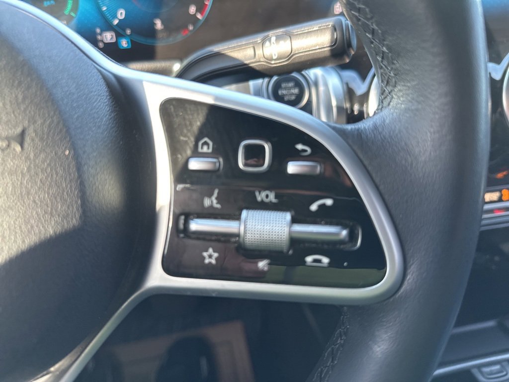 Used 2020 Mercedes-Benz GLB 250 4MATIC image 26