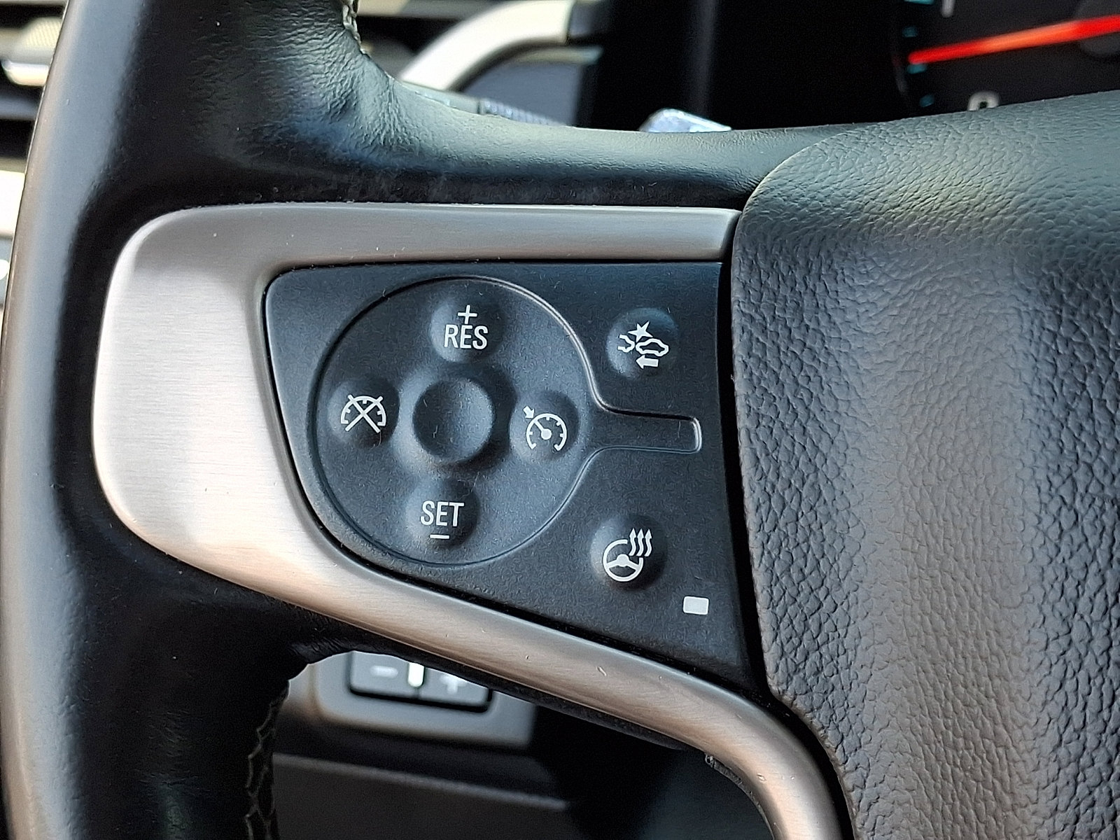 Used 2017 GMC Yukon XL Denali w/ Open Road Package image 24