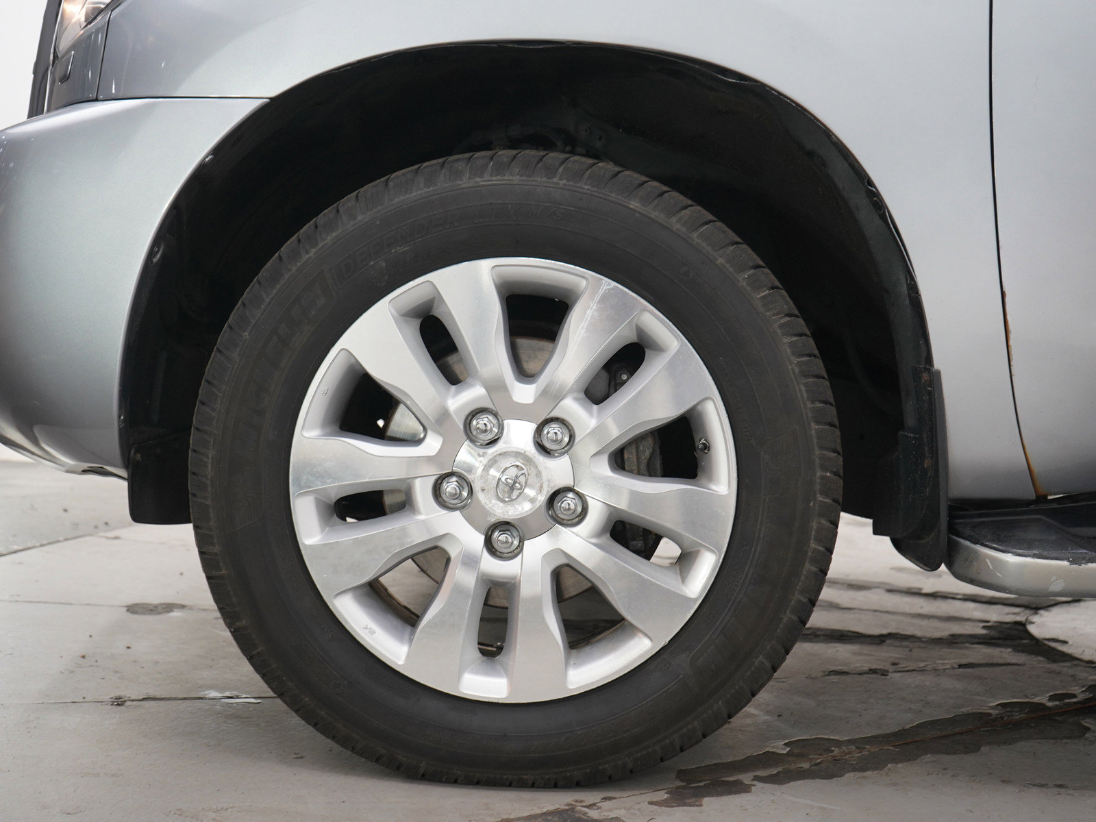 Used 2012 Toyota Sequoia Platinum AWD/4WD image 33