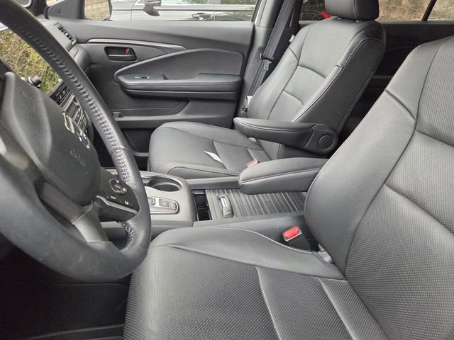Used 2023 Honda Passport EX-L image 11