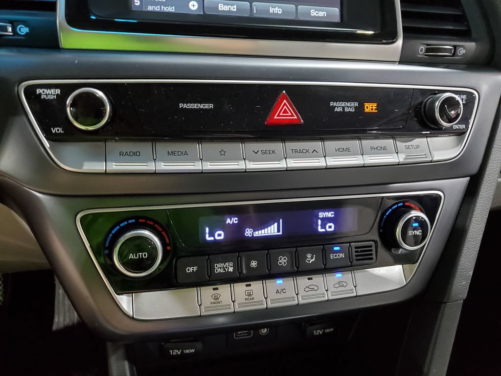 Used 2019 Hyundai Sonata SE FWD image 26