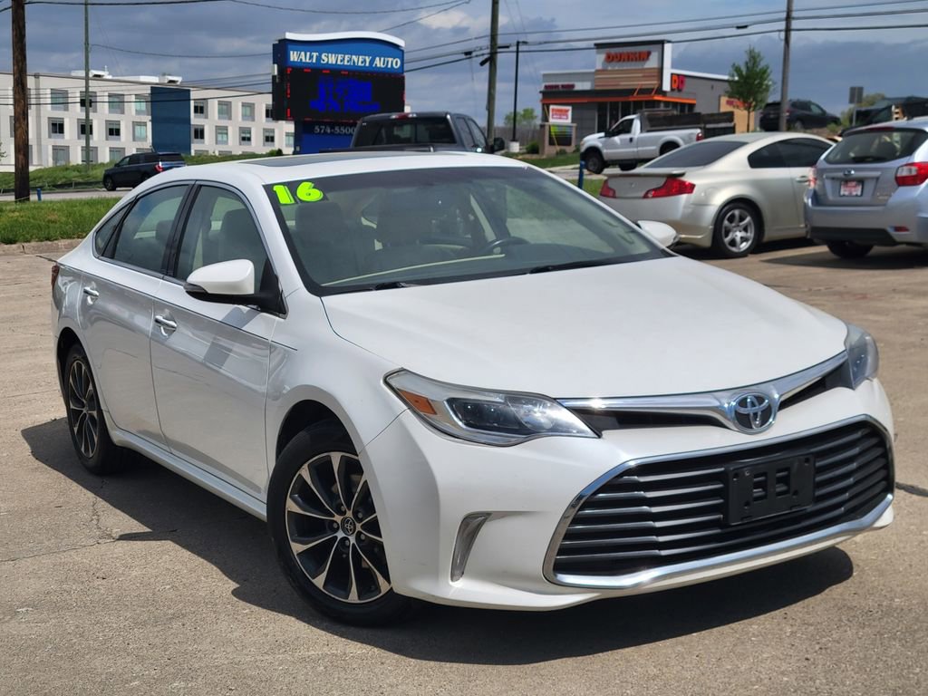 Used 2016 Toyota Avalon XLE Premium FWD image 27