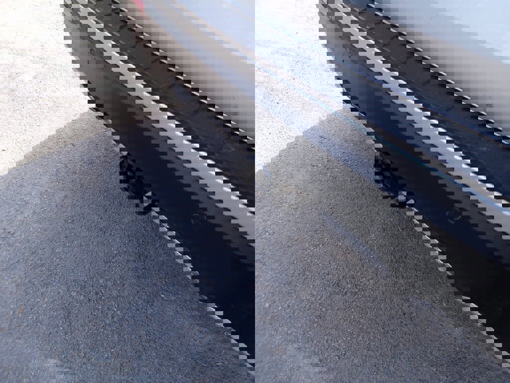 Used 2020 Ford Explorer XLT w/ Equipment Group 202A image 13