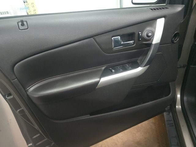 Used 2013 Ford Edge SEL FWD image 15