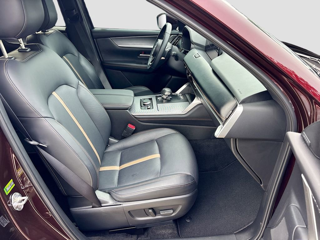 Used 2024 MAZDA CX-90 Plug-In Hybrid w/ Premium Plus image 31