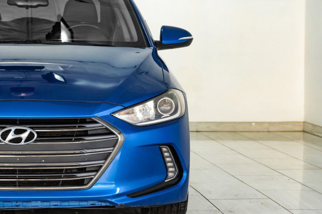 Used 2017 Hyundai Elantra Limited image 41