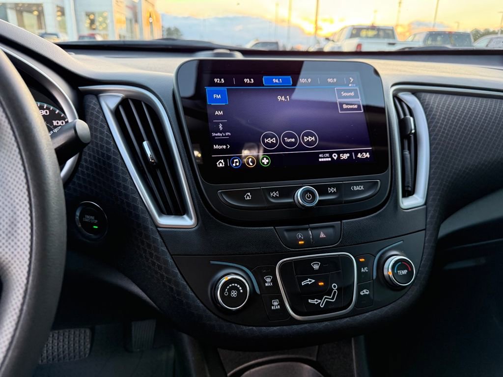Used 2025 Chevrolet Malibu LS image 17