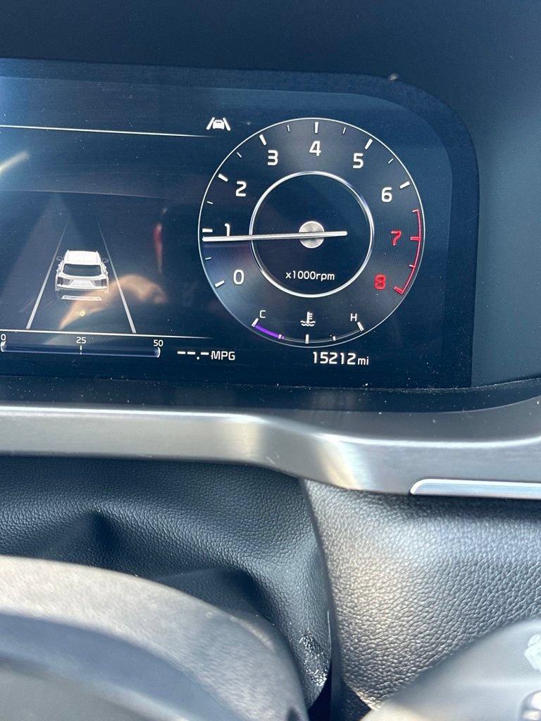 Used 2023 Kia Sorento SX AWD/4WD image 11